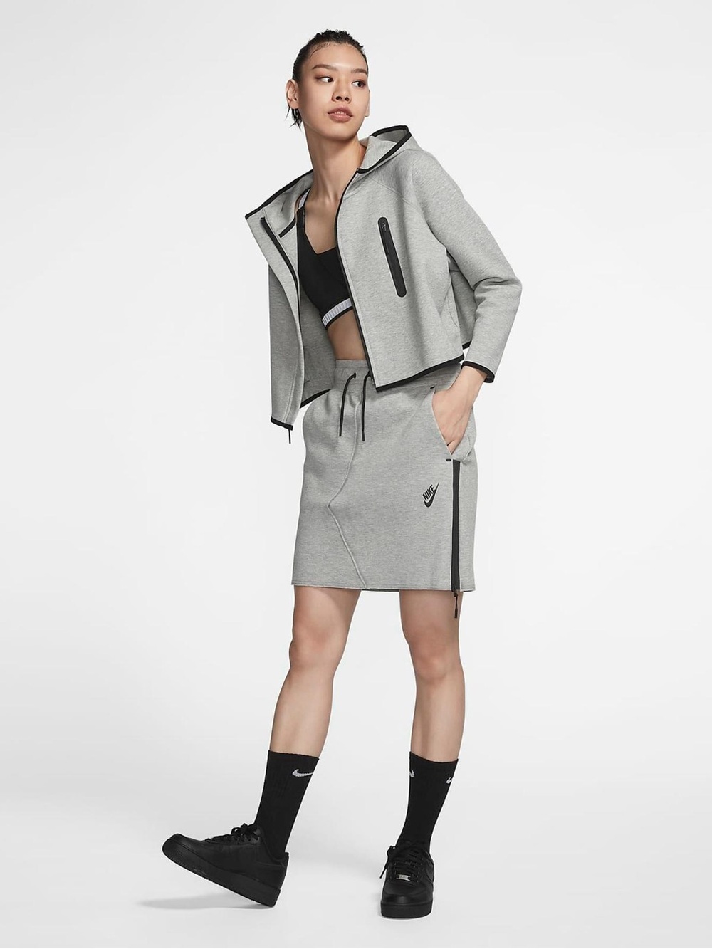 Women's Nike Sportswear Tech Fleece Cape XL
